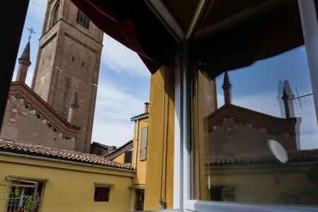 Charme Appartamento Immerso Tra Le Mura Bolognesi المظهر الخارجي الصورة